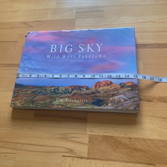 Big Sky Wild West Panorama hard cover book by Tim Fitzharris - Picture 3 of 10